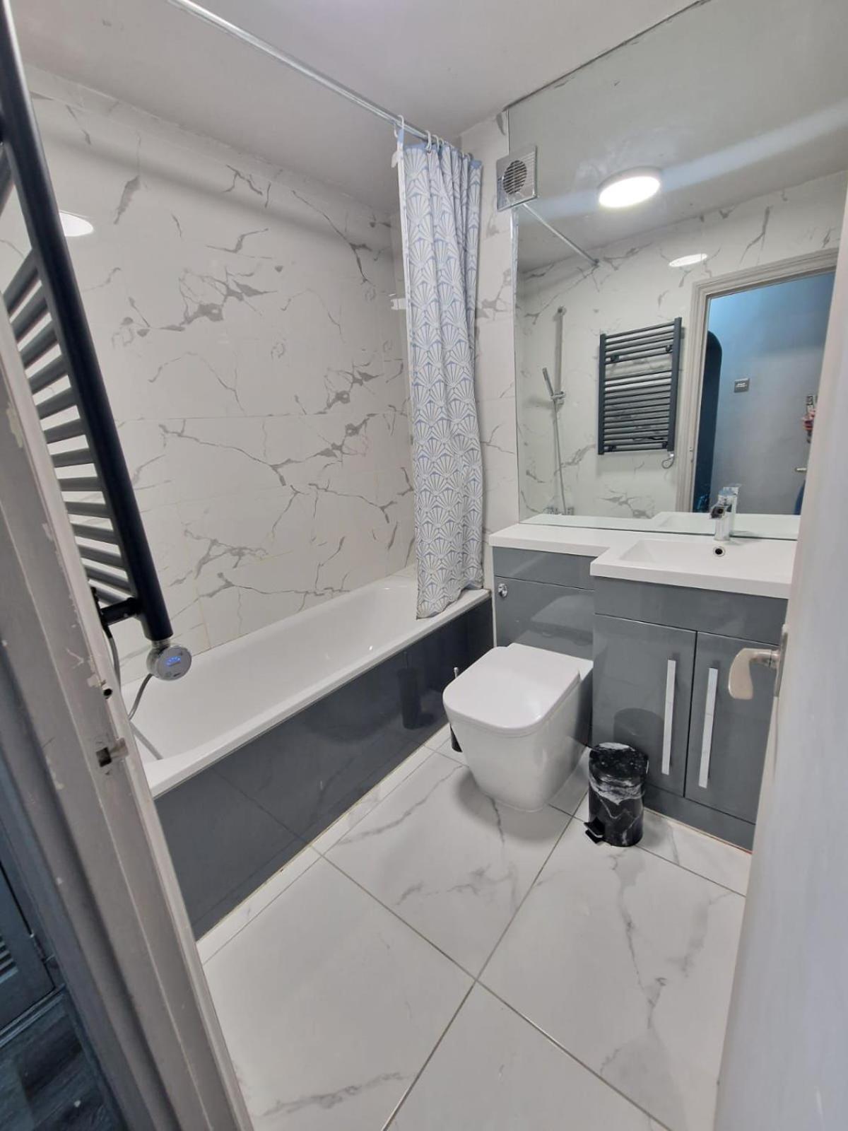 Baker Street Suites Лондон Екстериор снимка