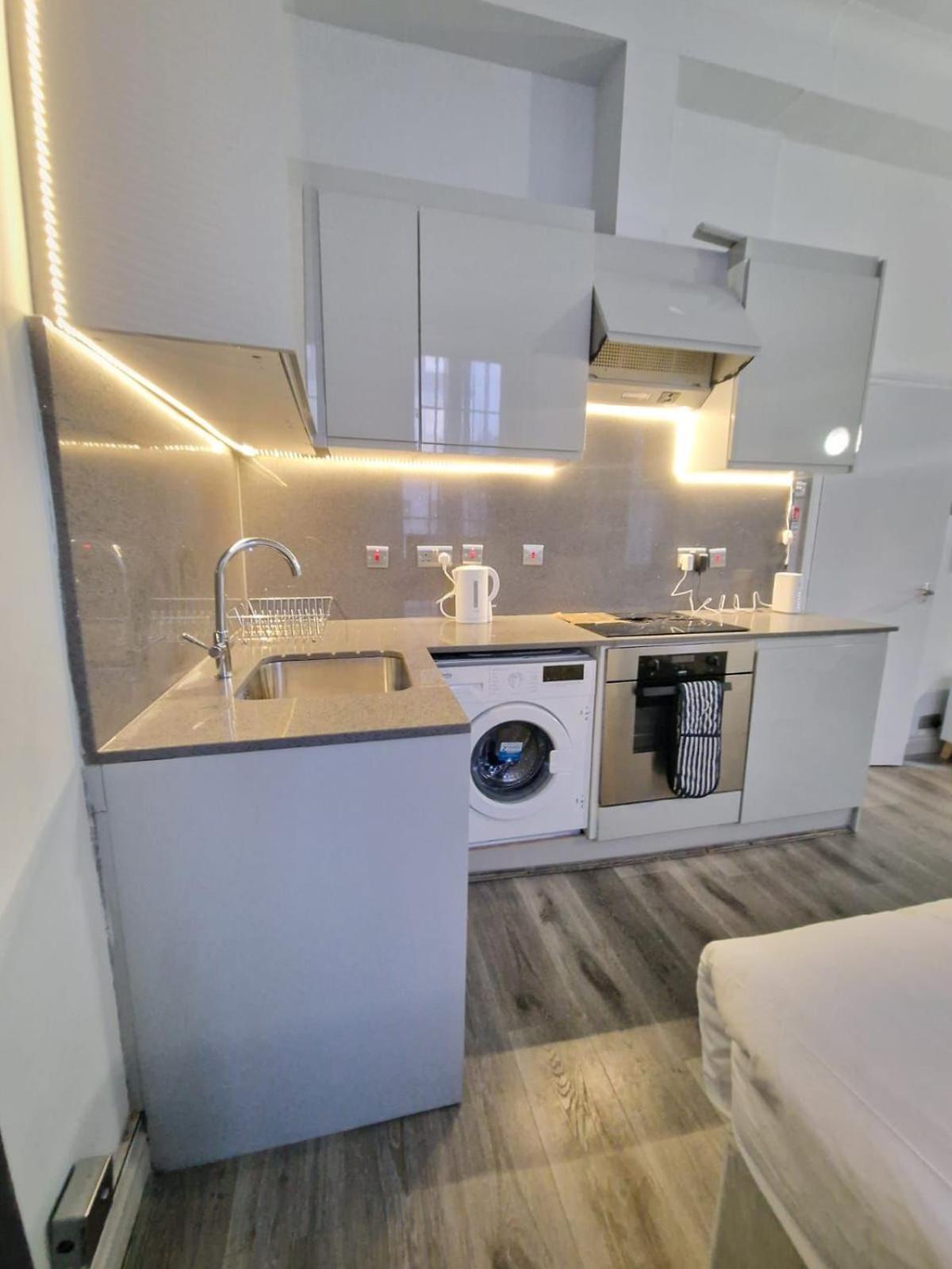 Baker Street Suites Лондон Екстериор снимка